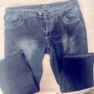 Angels  soft denim cropped / capris size 20